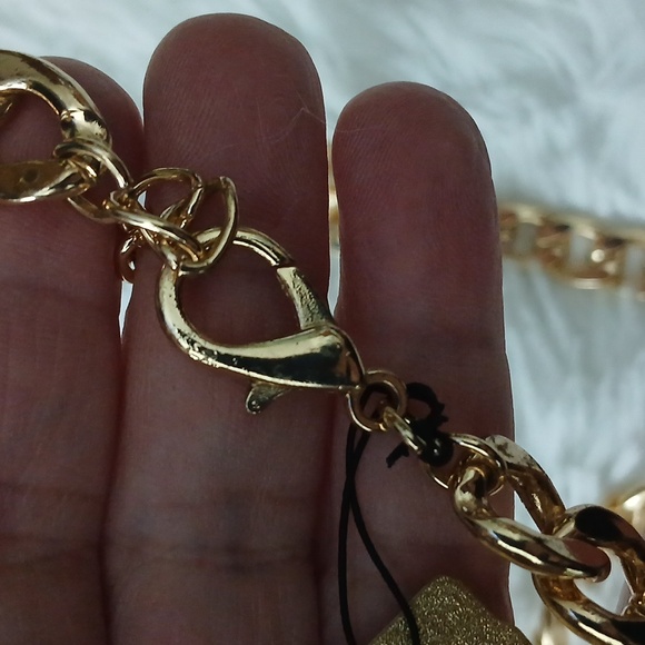 *NWT* Natasha Goldtone Bridal Whimsical Rhinestone Butterfly Statement Necklace - Picture 15 of 16